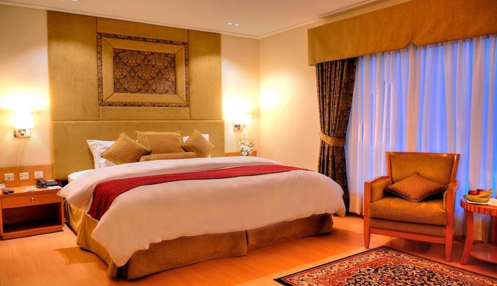 Park Lane Hotel 拉合尔 外观 照片
