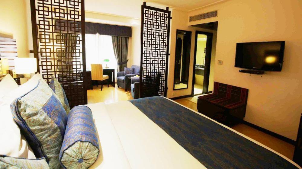 Park Lane Hotel 拉合尔 外观 照片