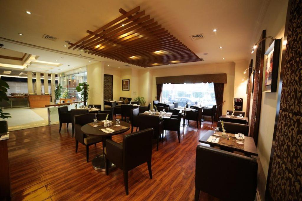 Park Lane Hotel 拉合尔 外观 照片